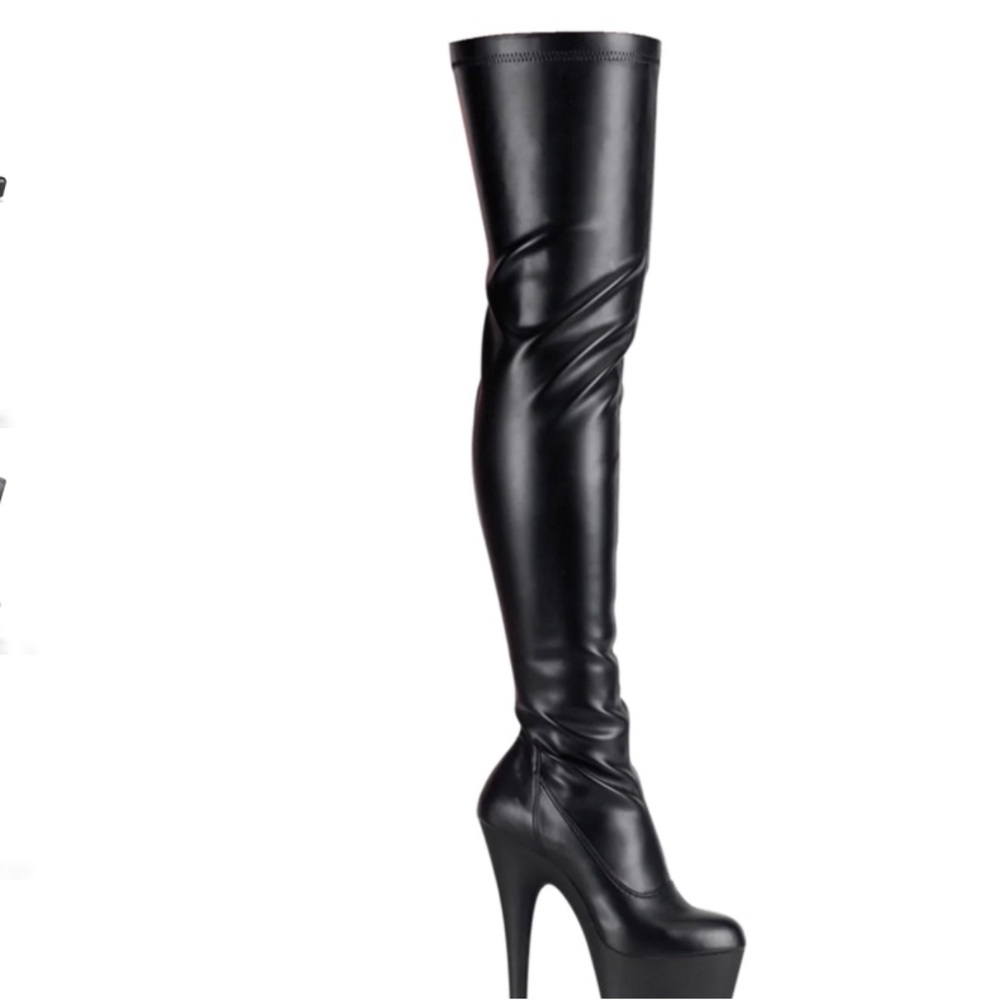 Women’s pleasers heel